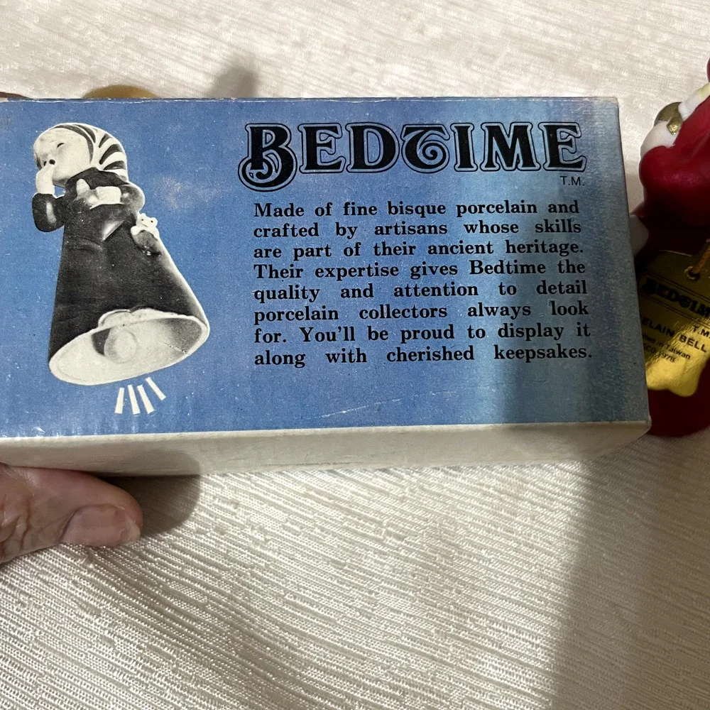 1978 JASCO Bedtime Bell & Christmas Luvkins candle holder porcelain Japan
